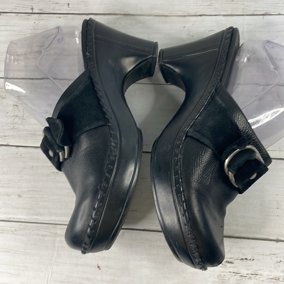 Nurture Black Clogs/Mules with Silver Ring Accents - Picture 6 of 11